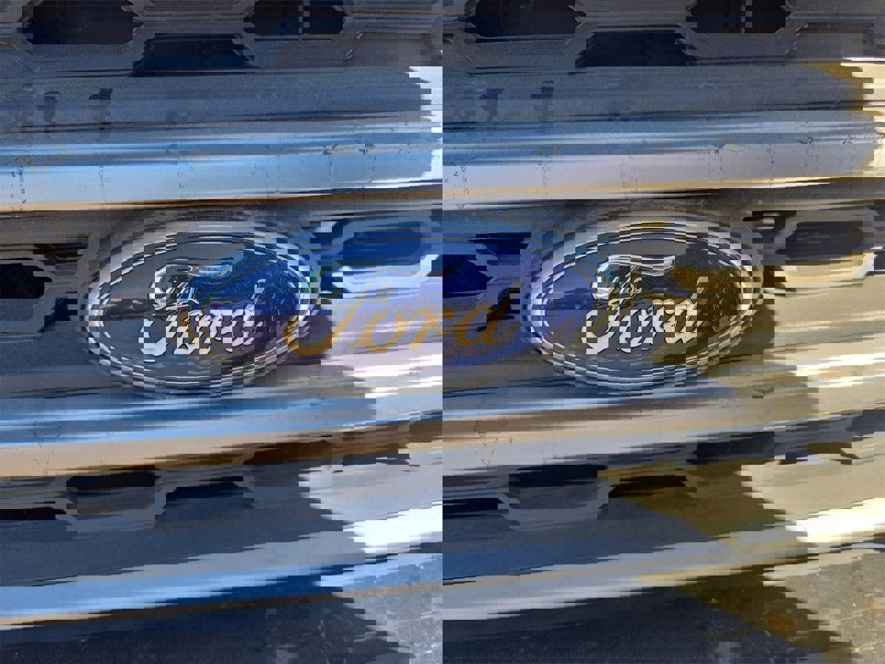 Used 2019 Ford EcoSport SE w/ SE Convenience Package image 11