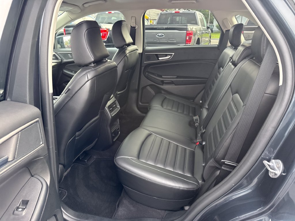 Used 2024 Ford Edge SEL w/ Convenience Package AWD/4WD image 16