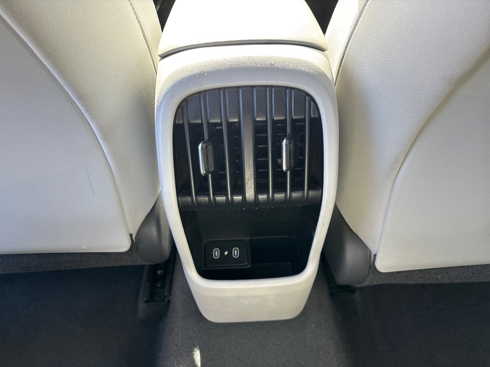 Used 2024 Hyundai Kona SEL image 35