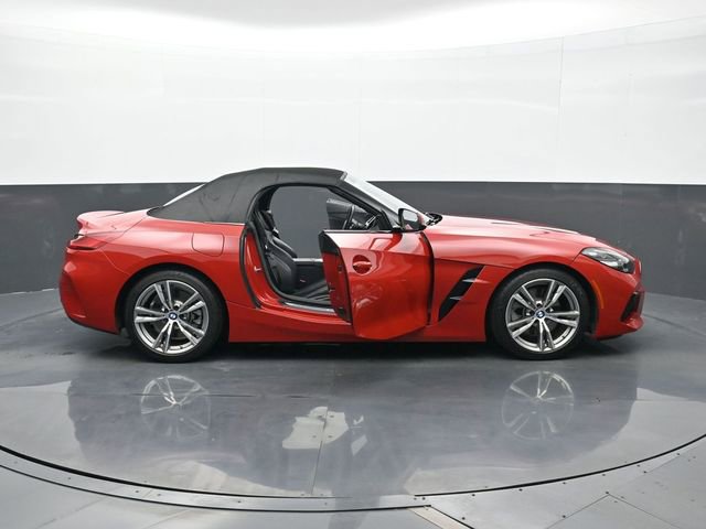 Used 2020 BMW Z4 sDrive30i w/ Executive Package RWD image 27