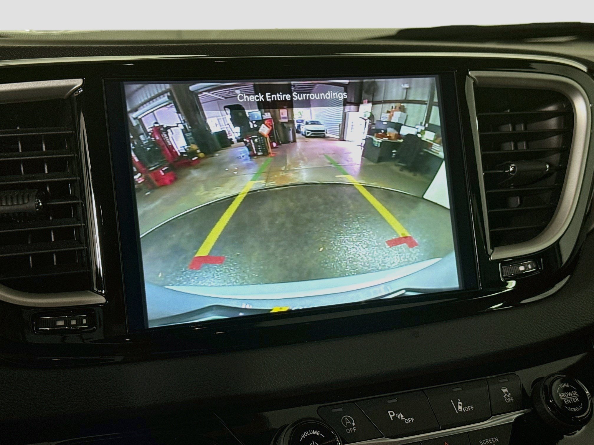 Used 2026 Chrysler Pacifica Select FWD image 19