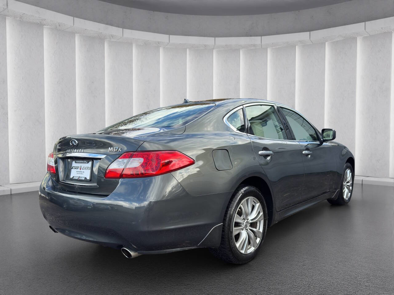 Used 2012 INFINITI M37 x w/ Premium Pkg image 5