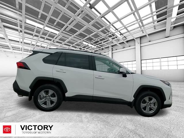 Used 2025 Toyota RAV4 XLE image 2