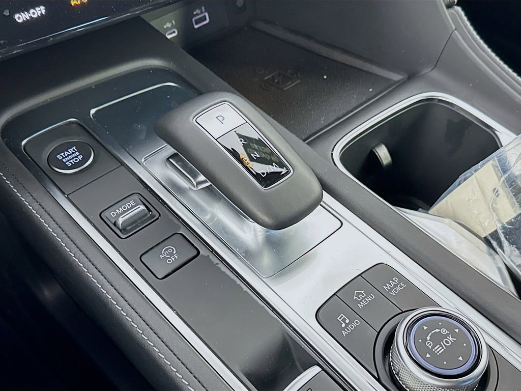 Certified 2025 INFINITI QX60 Luxe w/ Black Edition image 17