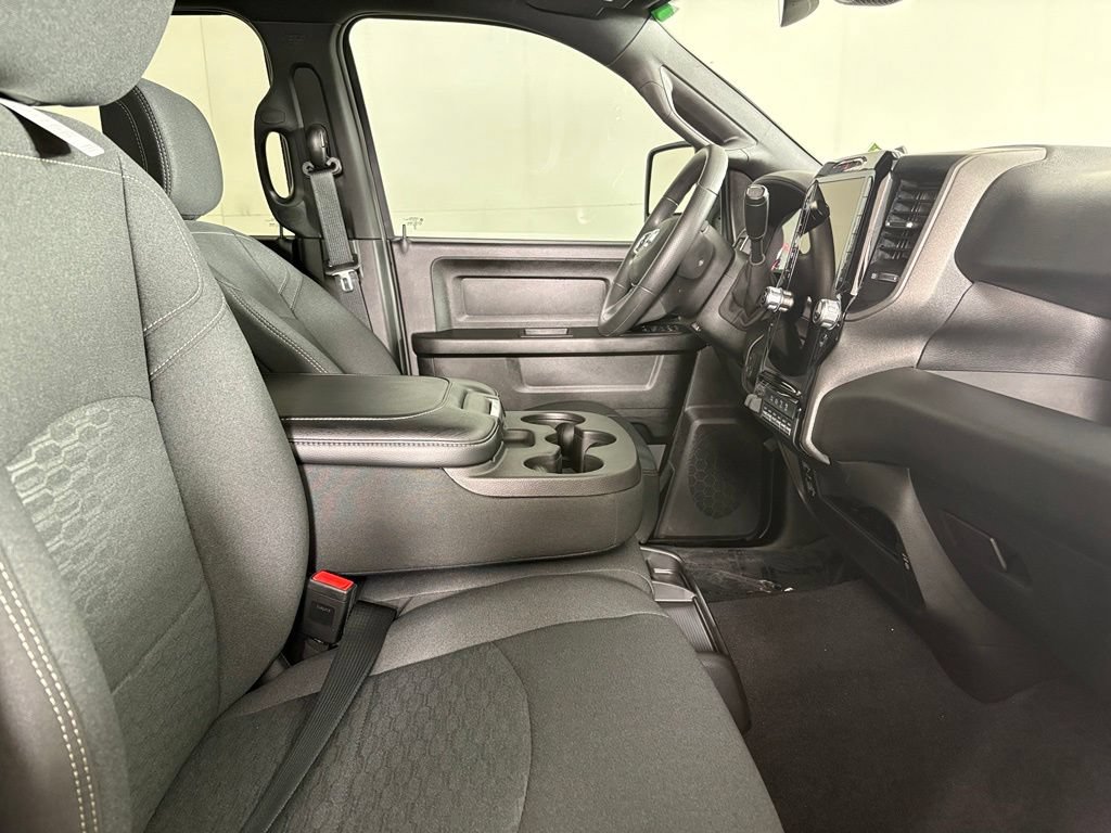 New 2026 RAM 2500 Laramie AWD/4WD image 14
