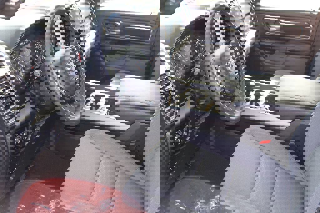 Used 2025 RAM 1500 Big Horn image 16