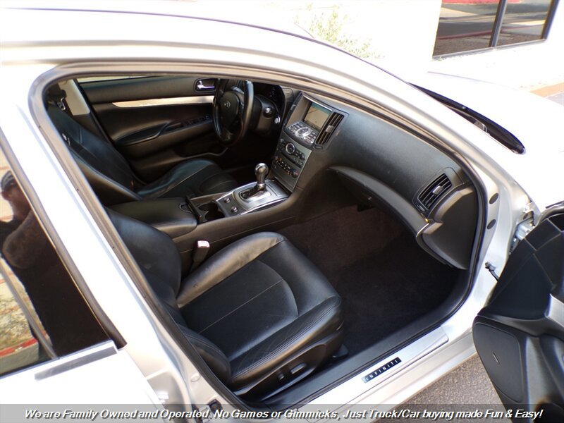 Used 2012 INFINITI G37 Journey w/ Premium Pkg RWD image 28