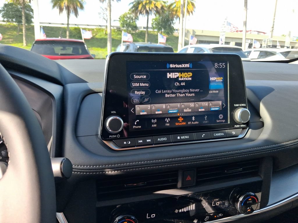 Certified 2026 Nissan Rogue SV FWD image 21