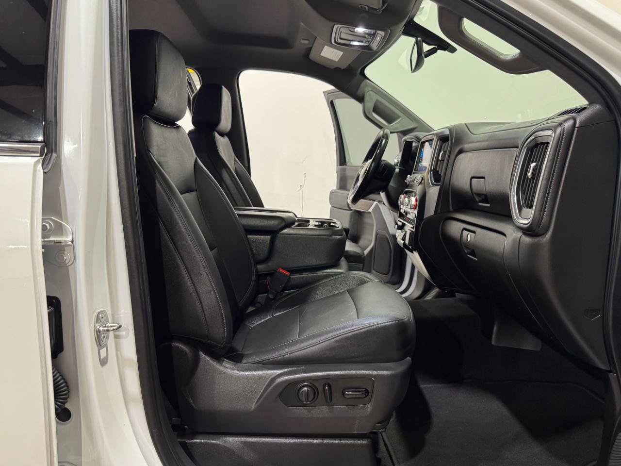 Used 2021 GMC Sierra 2500 SLT AWD/4WD image 14