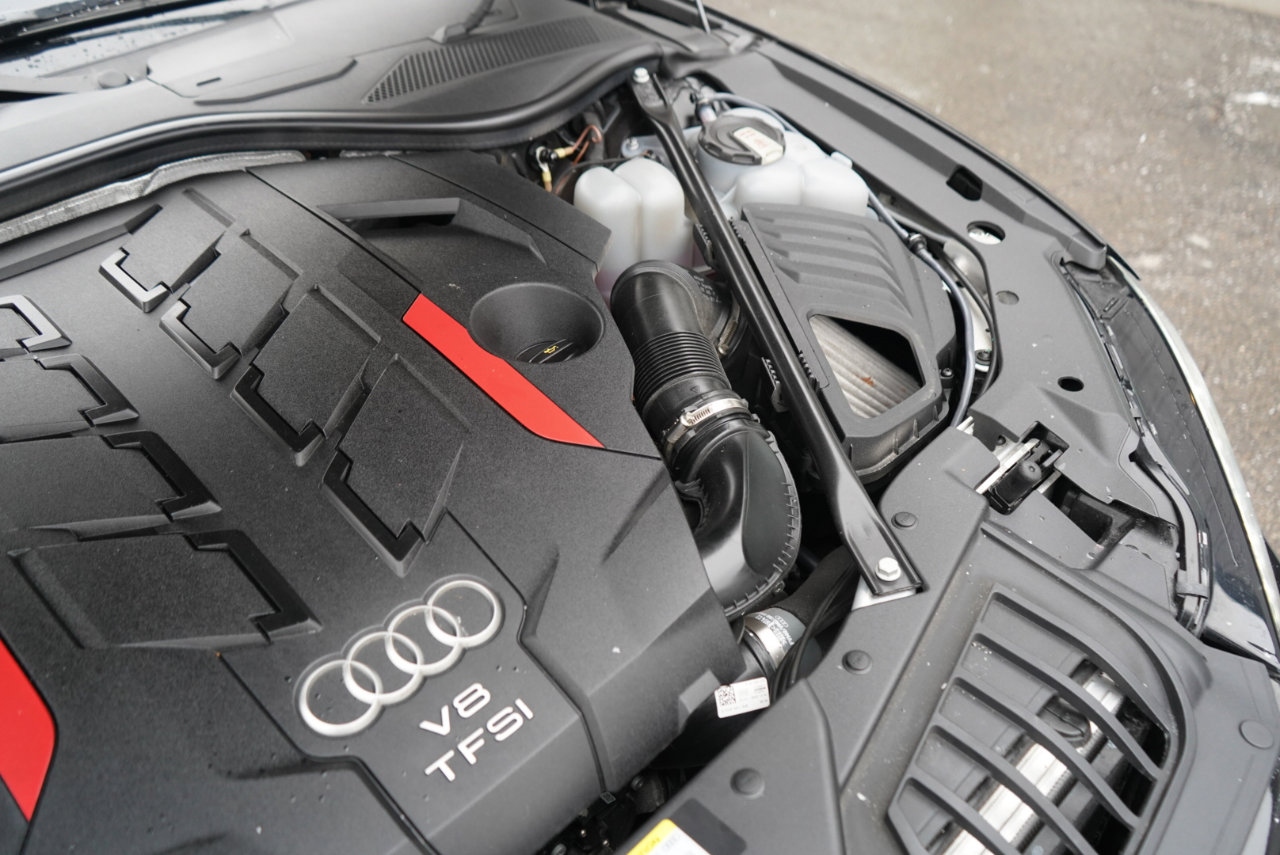 Used 2022 Audi S8 w/ S8 Comfort Plus Package image 71