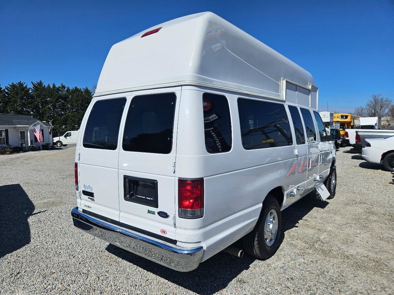 Used 2013 Ford E-350 and Econoline 350 Extended Super Duty w/ PWR Group RWD image 7