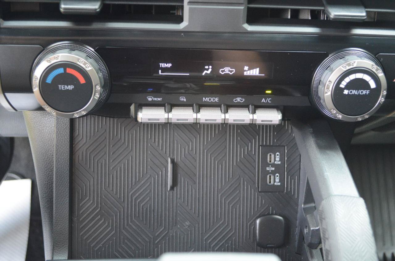 Used 2026 Toyota Tacoma SR5 AWD/4WD image 24