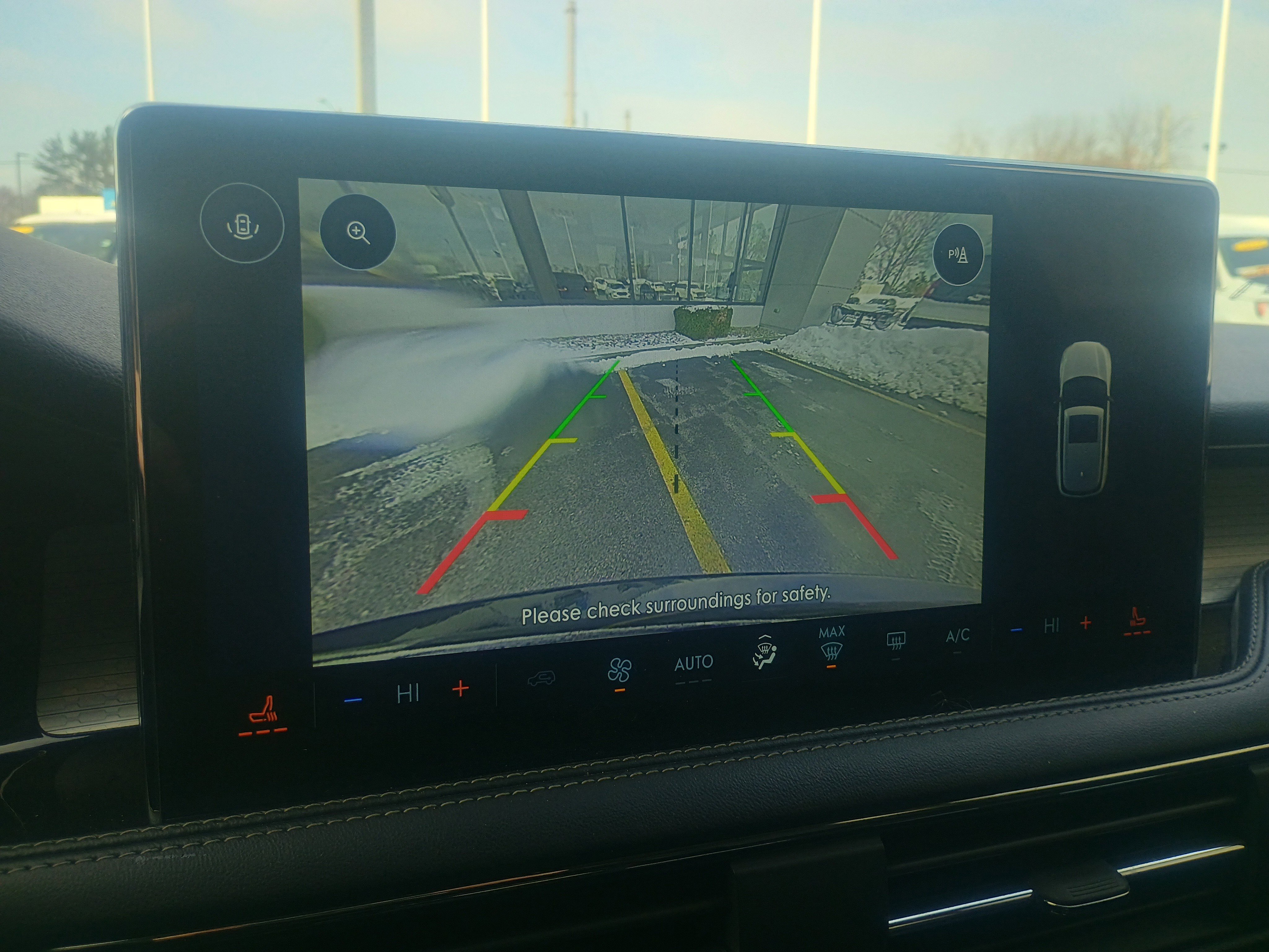 Used 2025 Lincoln Corsair AWD image 31