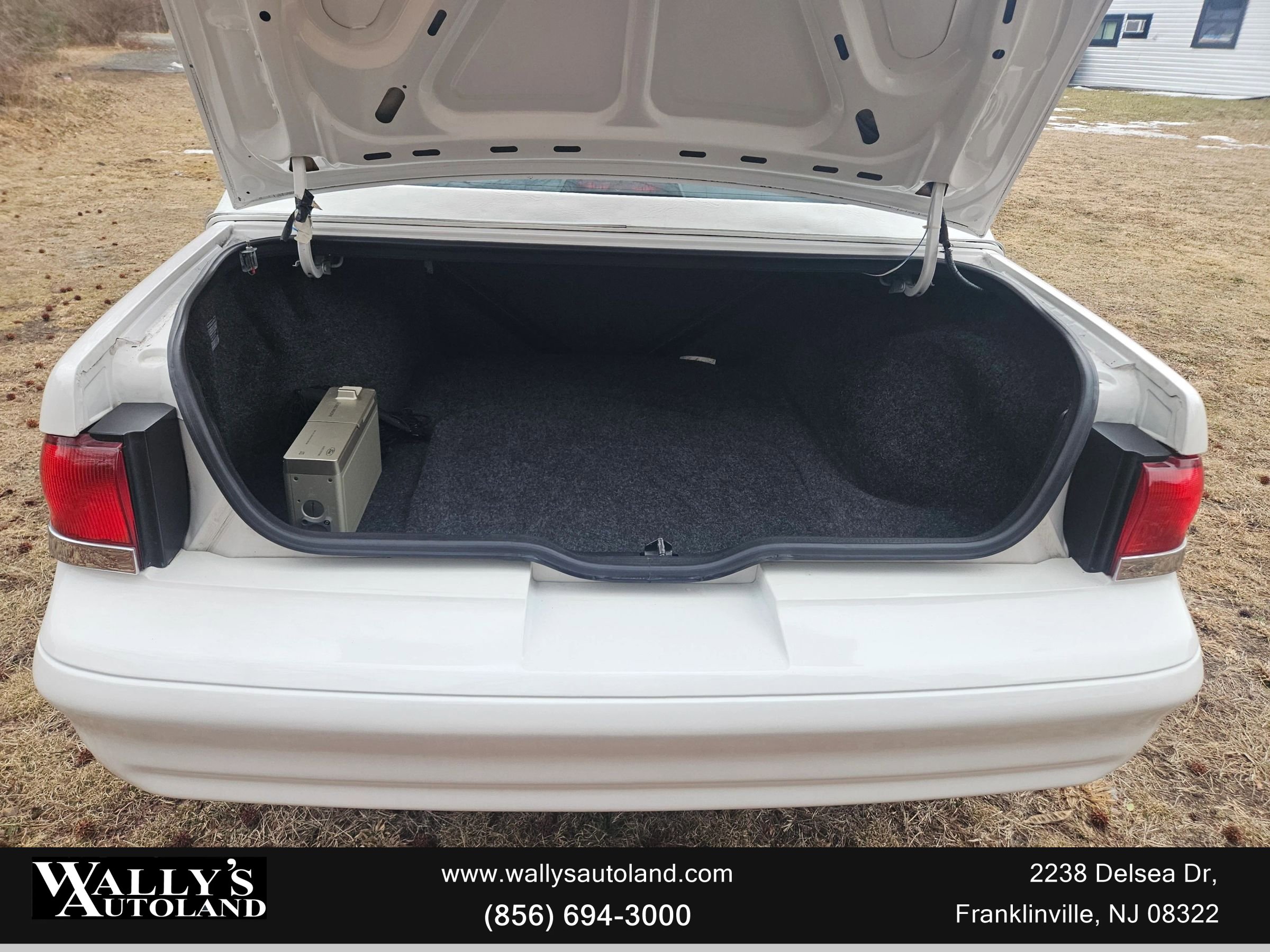 Used 1994 Mercury Cougar XR7 image 40