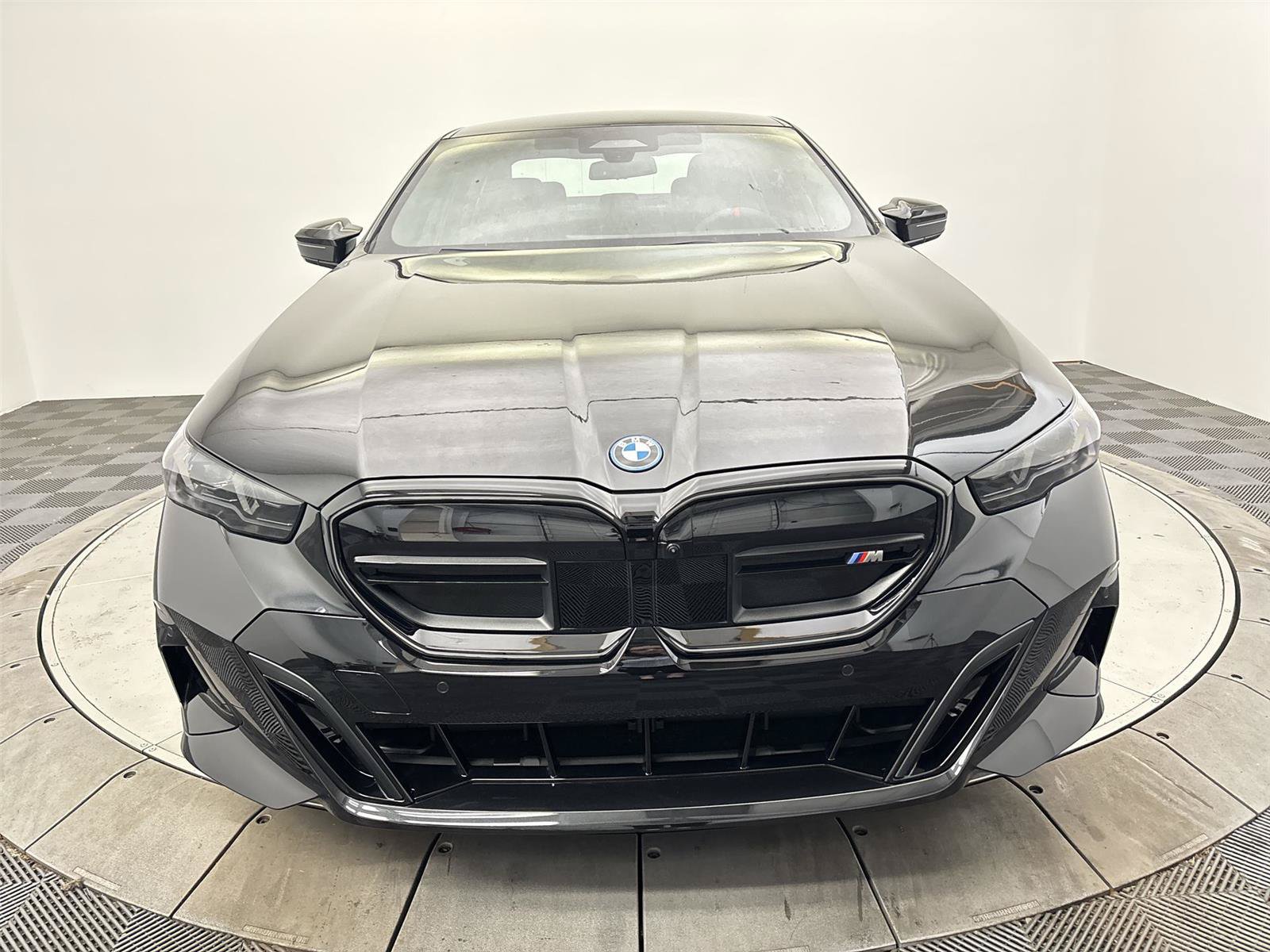New 2026 BMW i5 w/ Executive Package AWD/4WD image 14