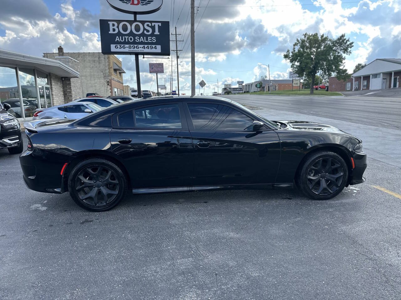 Used 2019 Dodge Charger GT RWD image 8
