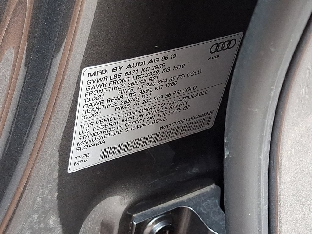 Used 2019 Audi Q8 Prestige w/ Luxury Package AWD/4WD image 27