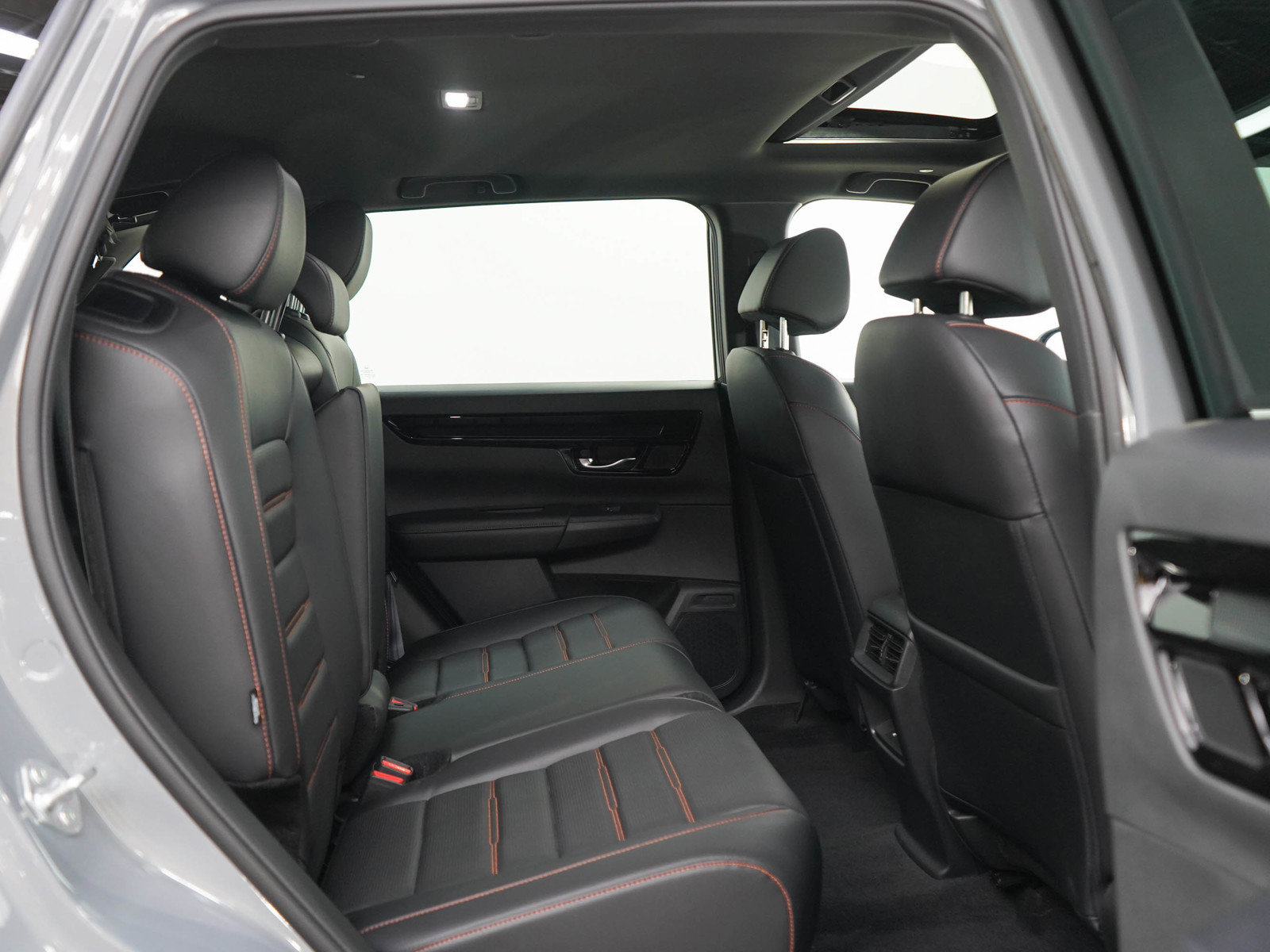 Used 2024 Honda CR-V Sport Touring image 12