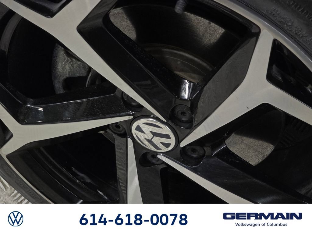 Used 2021 Volkswagen Passat 2.0T R-Line image 16