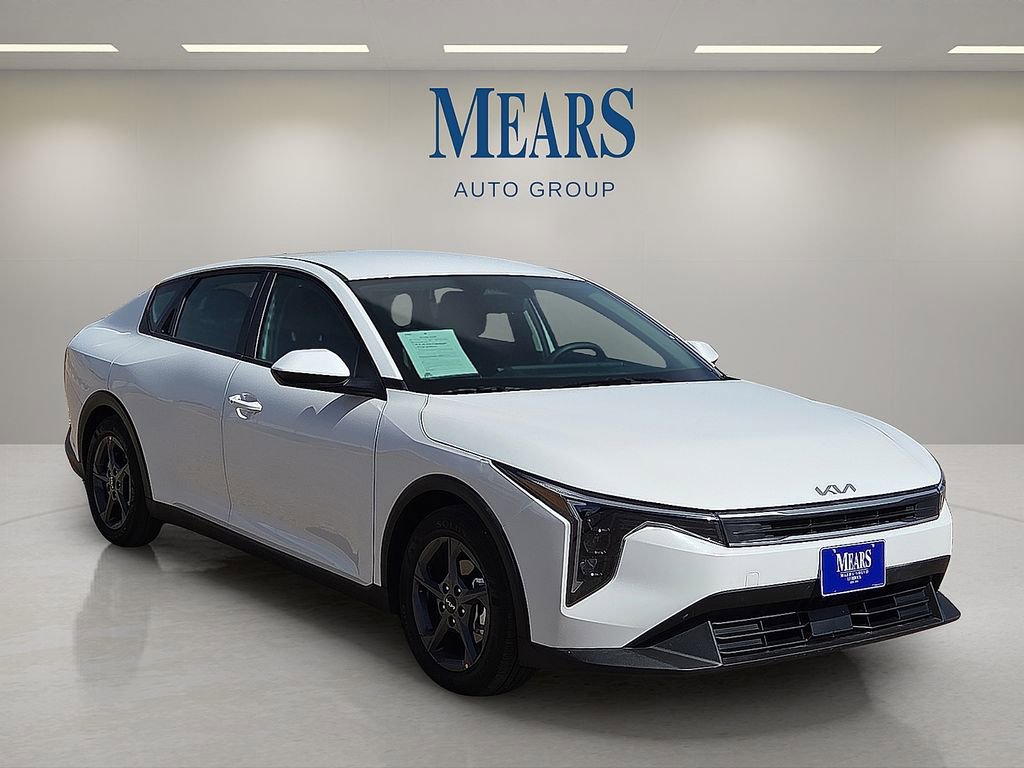 Used 2026 Kia K4 LXS image 7