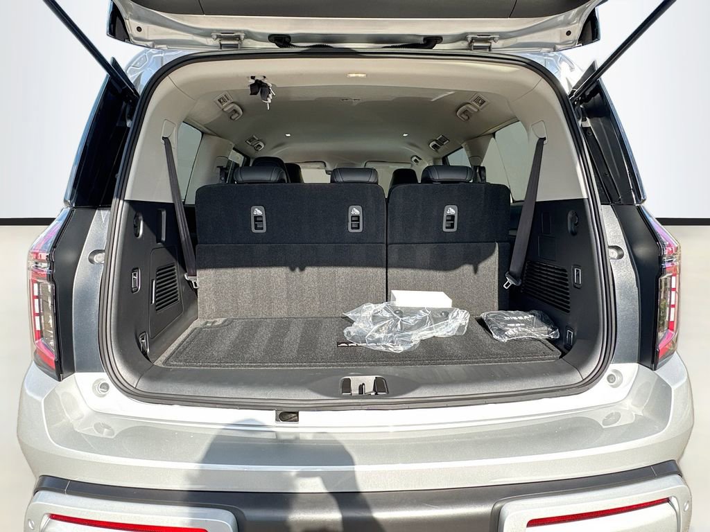 Certified 2025 Nissan Armada SV AWD/4WD image 23