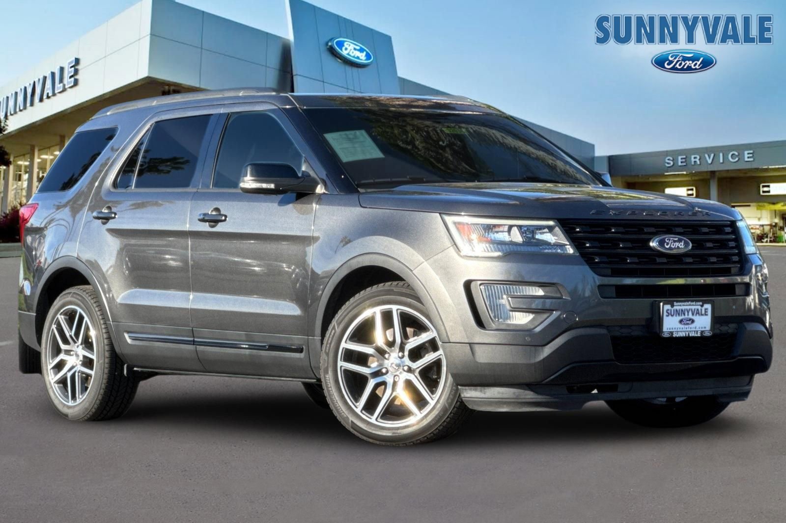 Used 2017 Ford Explorer Sport image 1