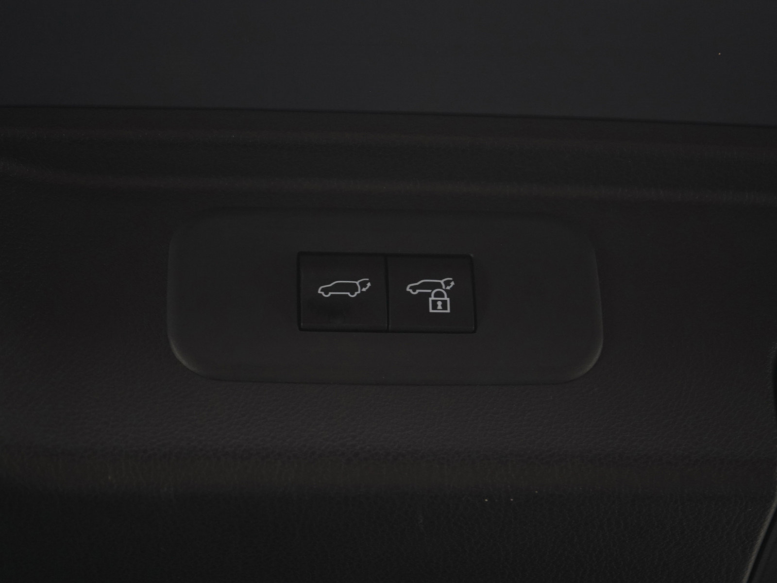Used 2024 Toyota Grand Highlander Limited AWD/4WD image 20