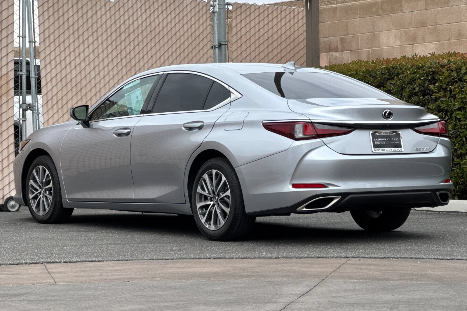 Certified 2025 Lexus ES 350 w/ Accessory Package (Z1) FWD image 6