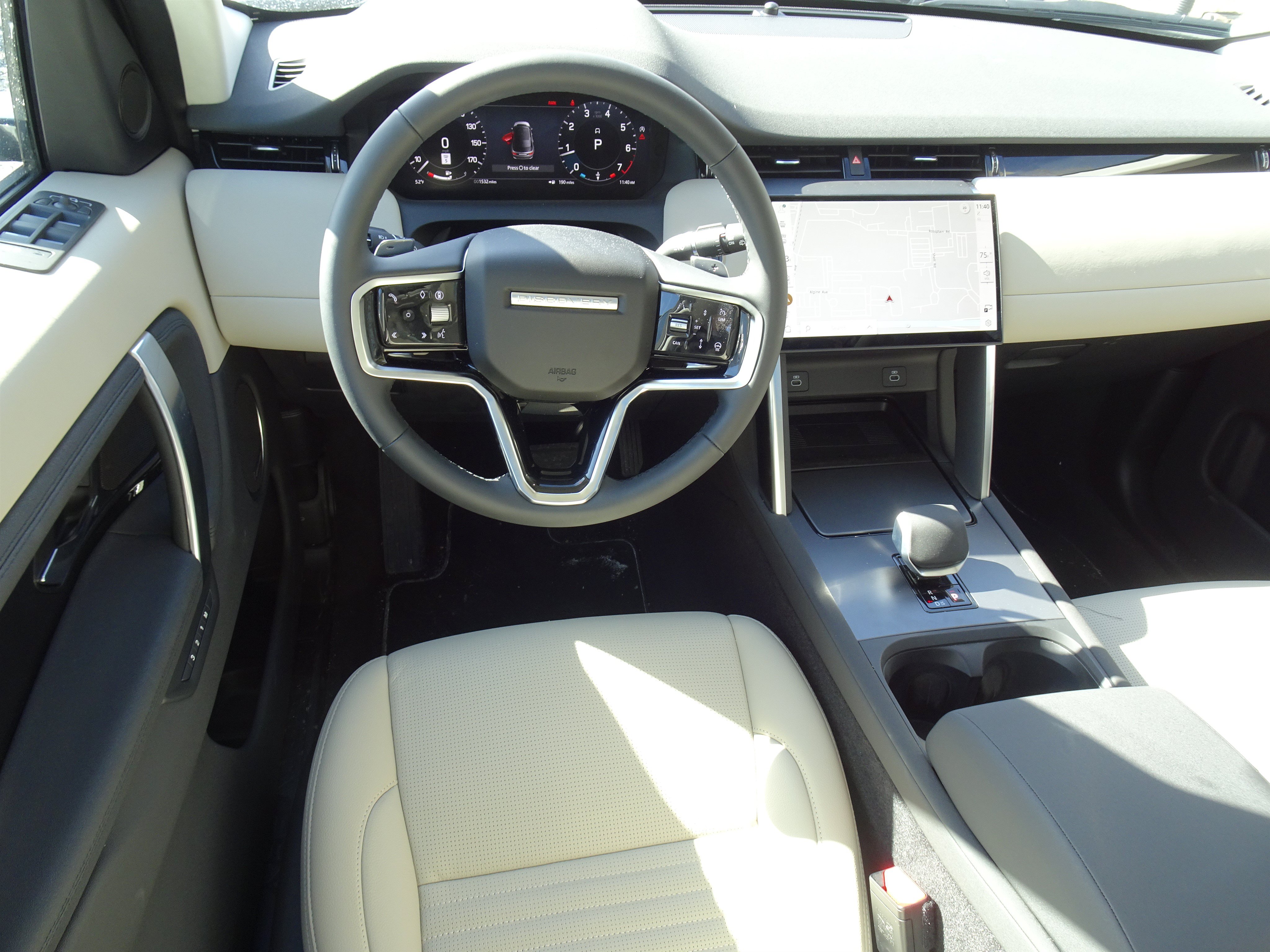 New 2025 Land Rover Discovery Sport S AWD/4WD image 18