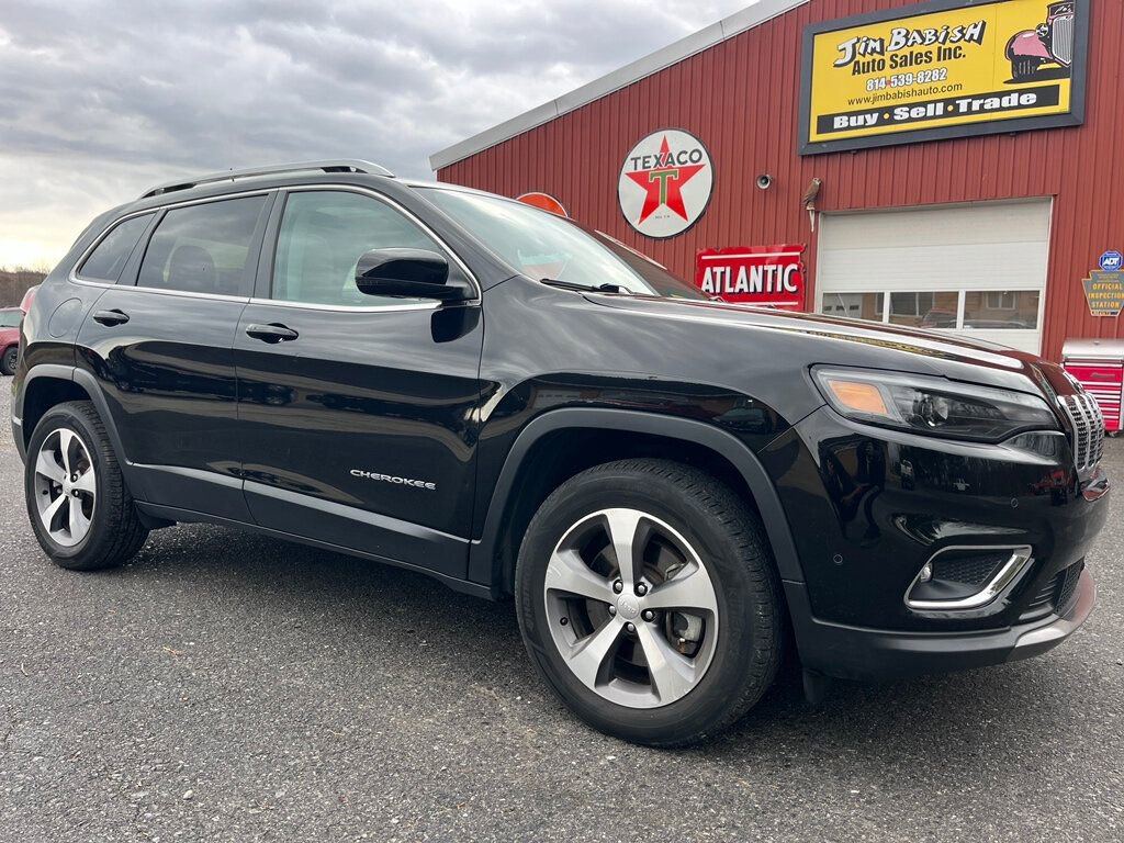 Used 2021 Jeep Cherokee Limited image 1