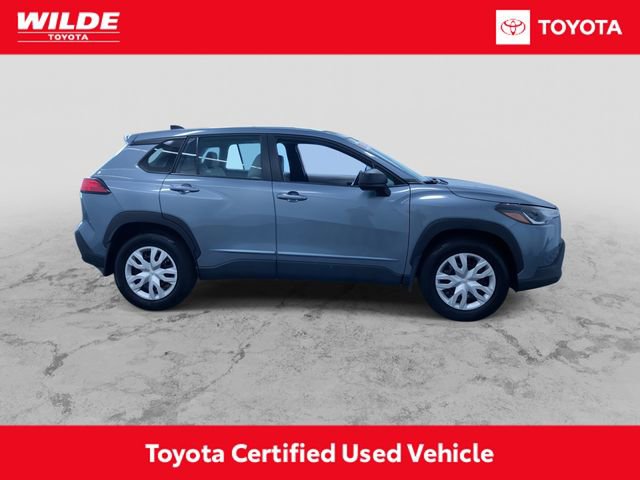 Certified 2023 Toyota Corolla Cross L AWD/4WD image 2