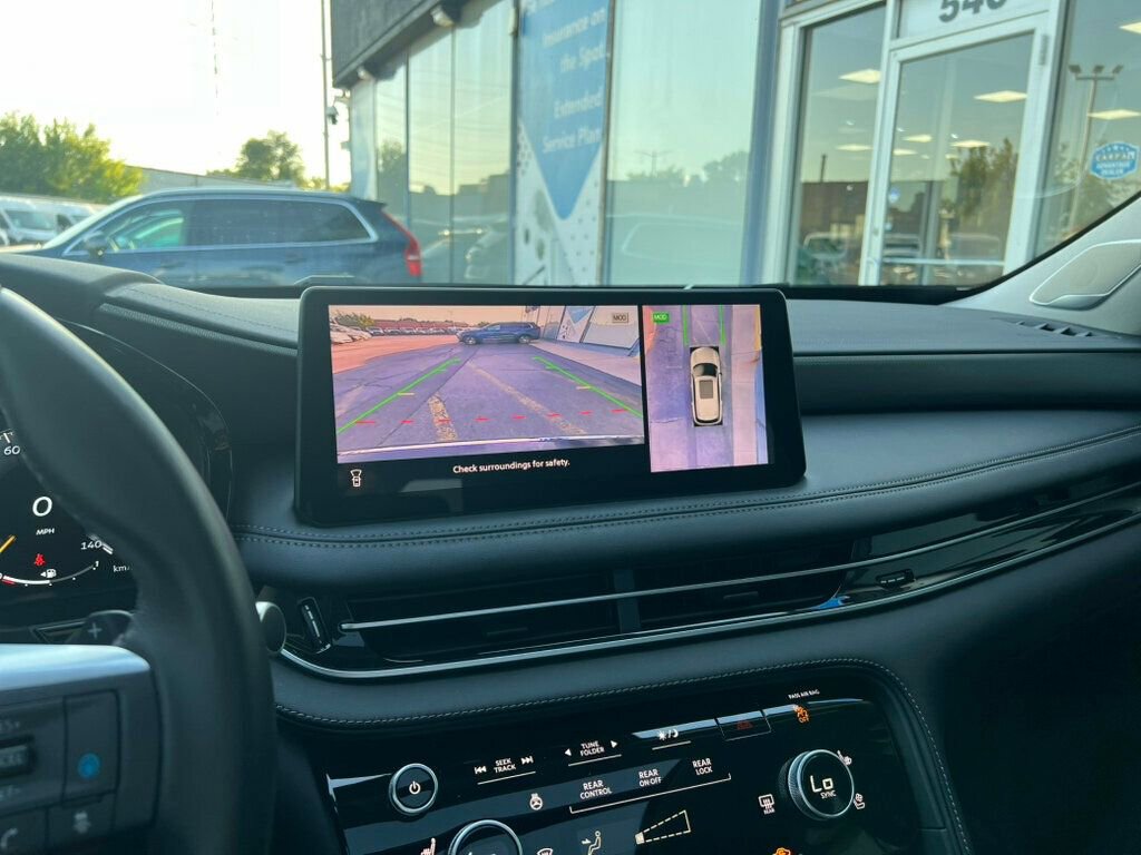 Used 2024 INFINITI QX60 Luxe w/ Vision Package image 36