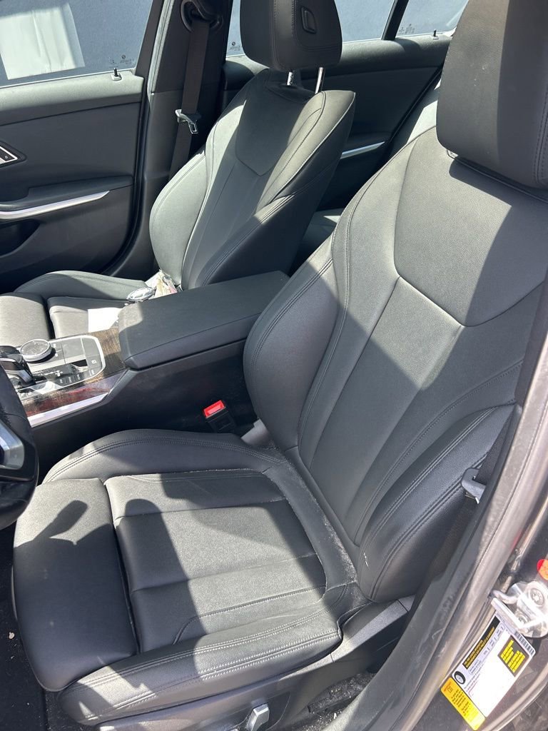 Used 2020 BMW 330i Sedan w/ Premium Package image 7