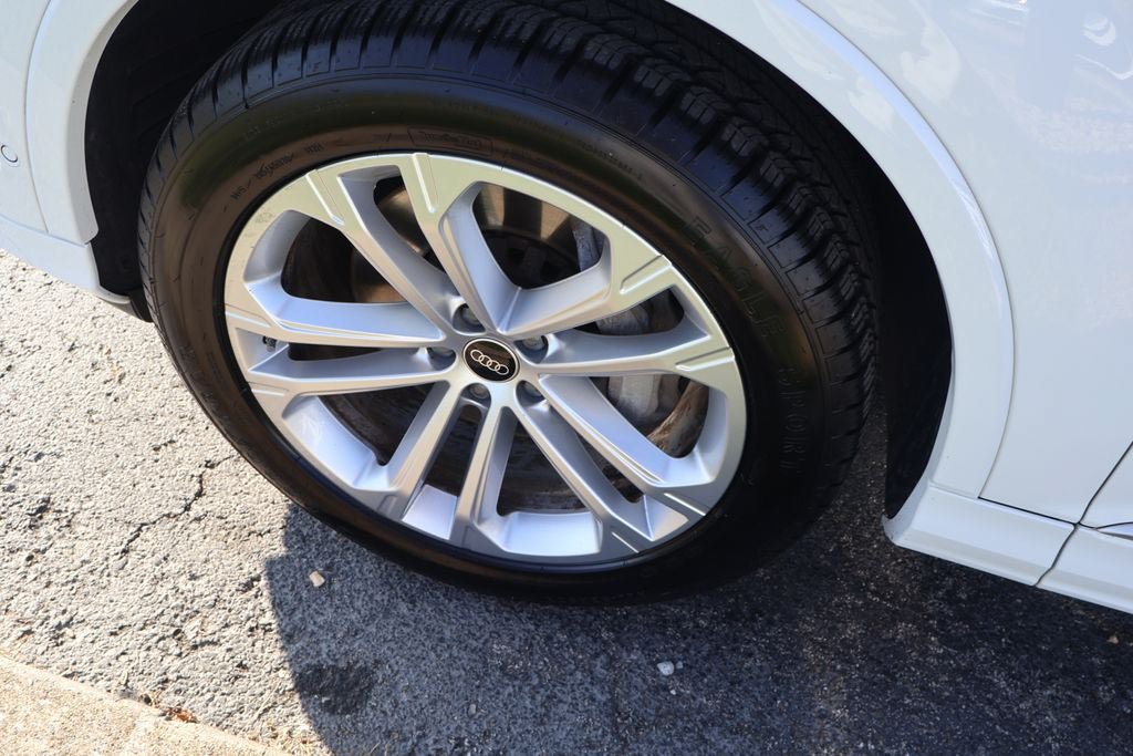 Used 2025 Audi Q7 3.0T Premium Plus AWD/4WD image 9