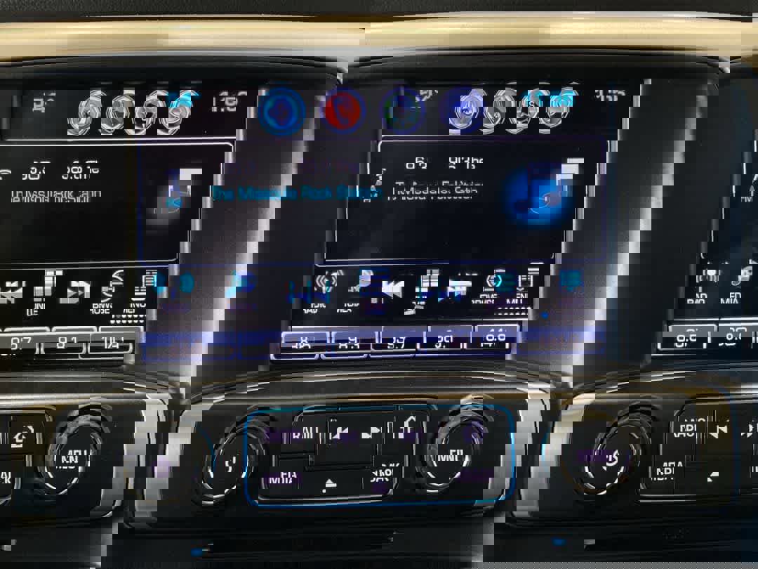 Used 2017 GMC Sierra 3500 SLE w/ SLE Fleet Preferred Package image 19