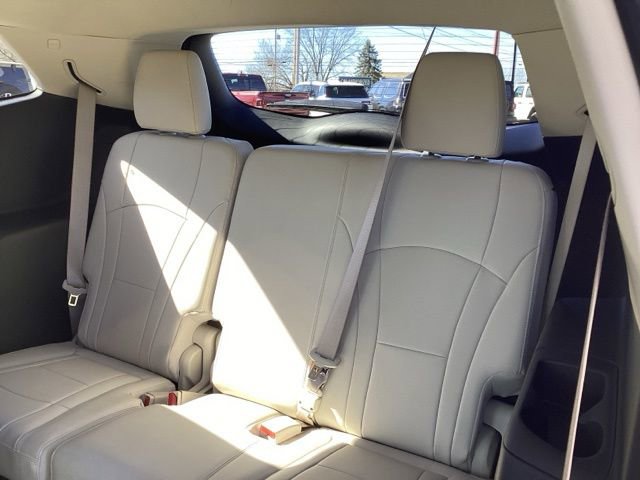 Used 2023 Buick Enclave Essence w/ Experience Buick Package image 14