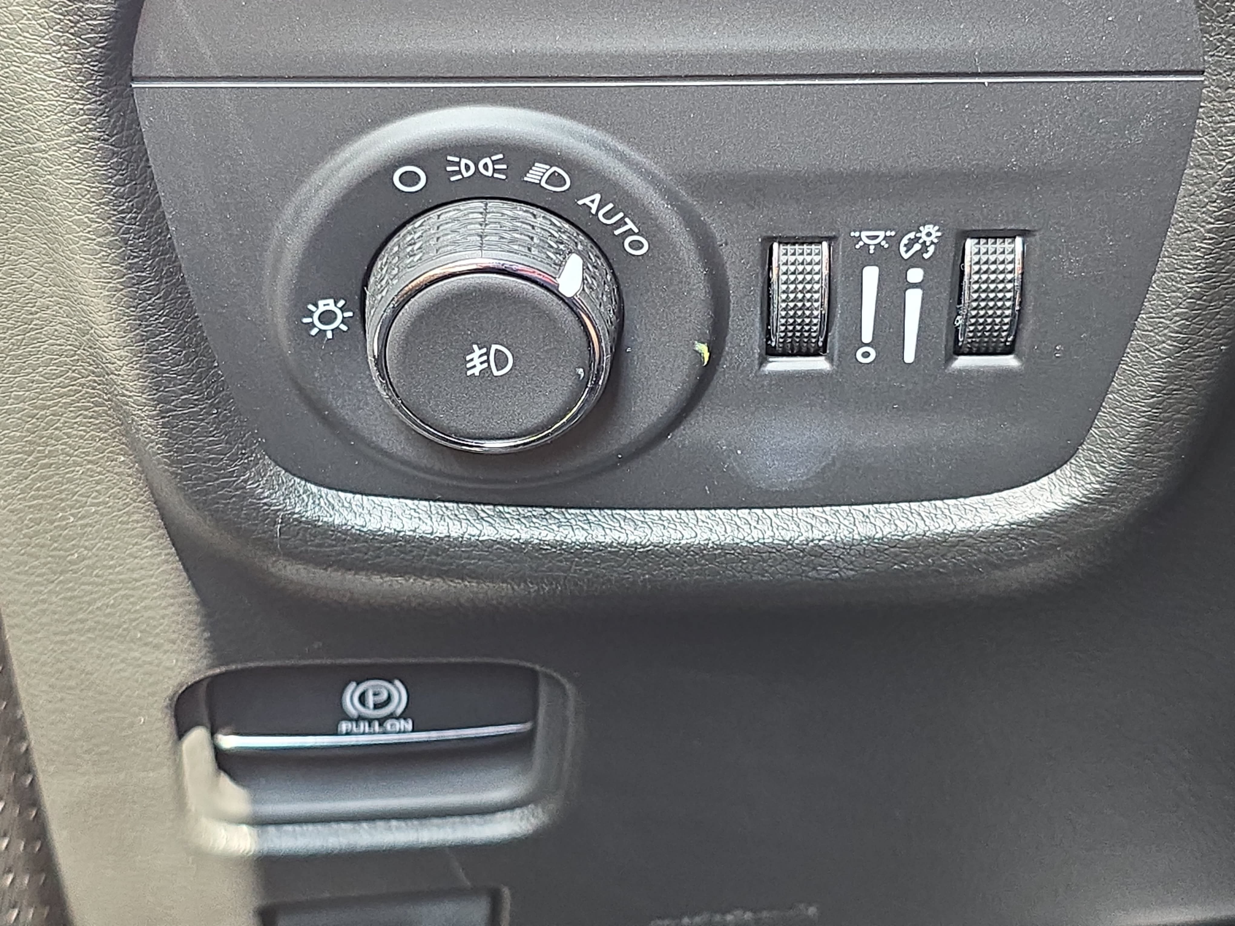 Used 2024 Jeep Grand Cherokee Summit AWD/4WD image 26