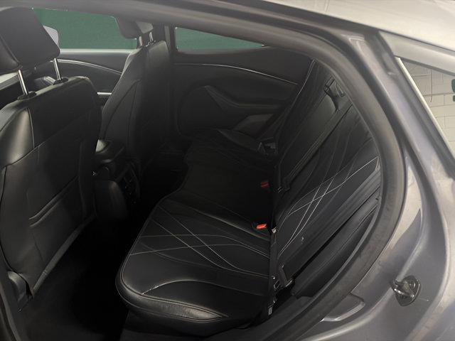 Used 2021 Ford Mustang Mach-E Select w/ Comfort/Technology Package RWD image 13