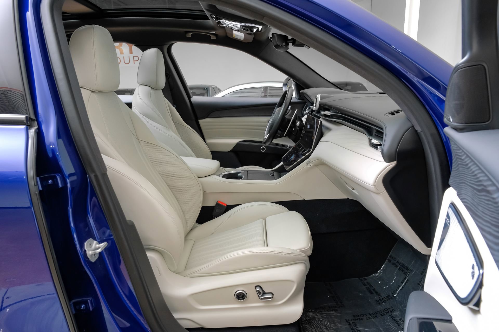 Used 2023 Maserati Grecale Modena image 33