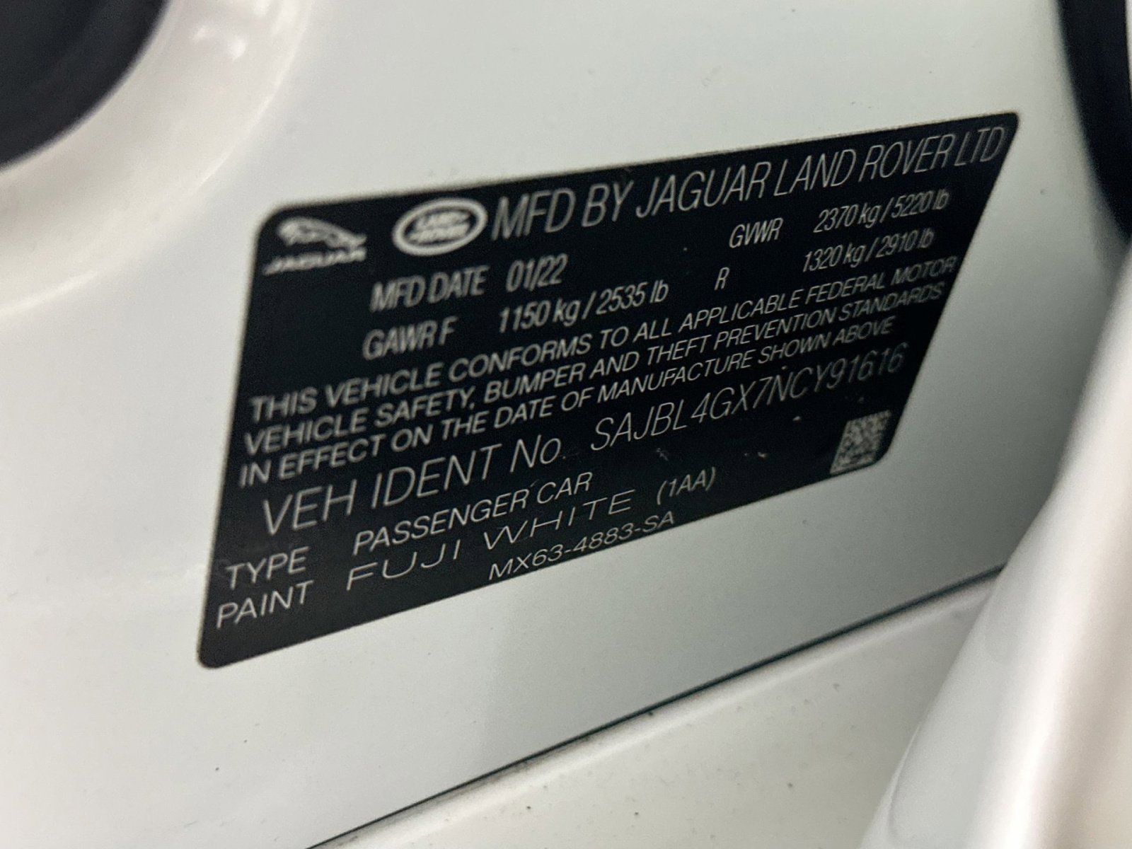 Used 2022 Jaguar XF R-Dynamic SE image 42