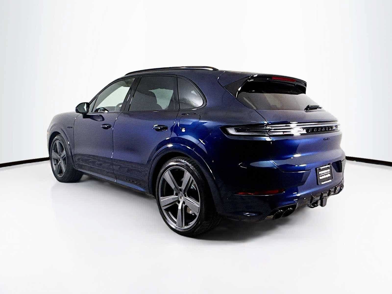 New 2025 Porsche Cayenne Turbo AWD/4WD image 3