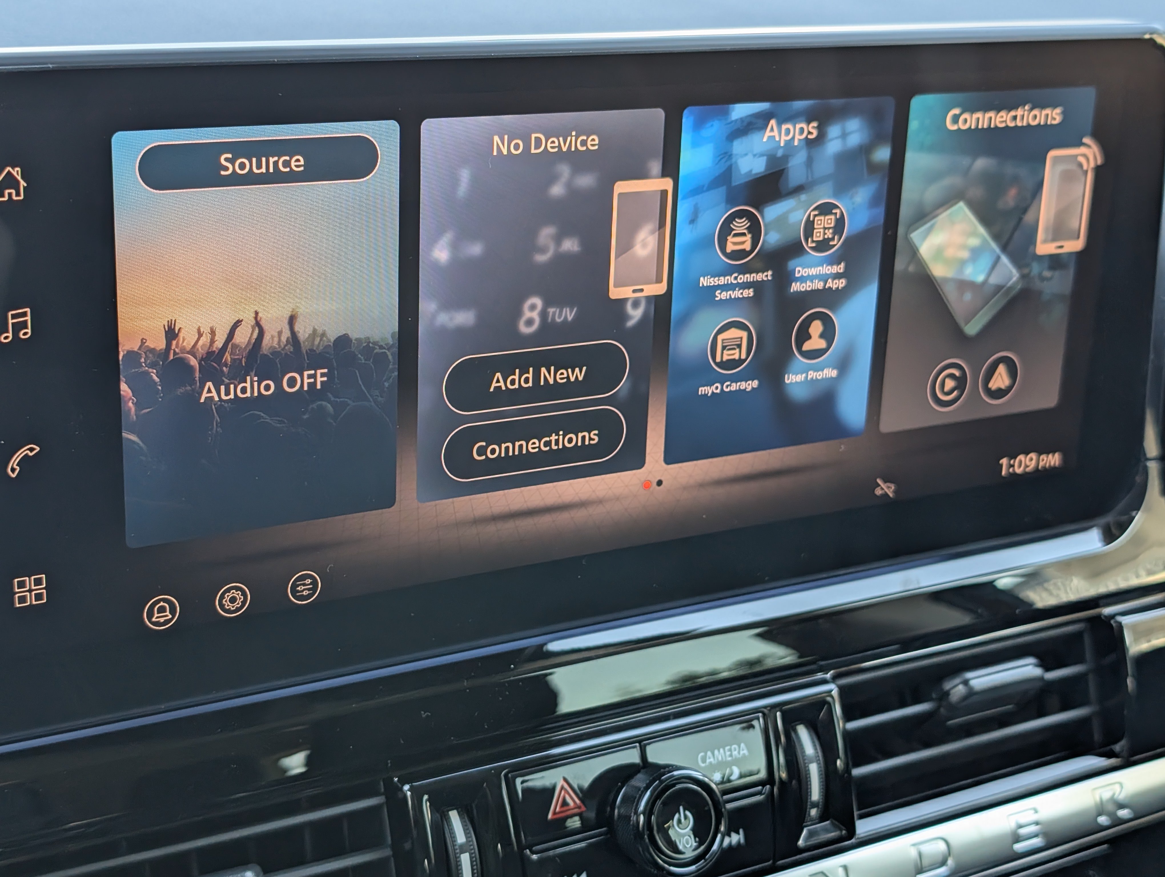 New 2026 Nissan Pathfinder SV FWD image 13