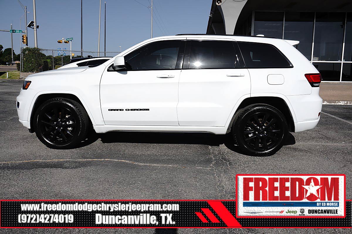 Certified 2020 Jeep Grand Cherokee Altitude RWD image 2