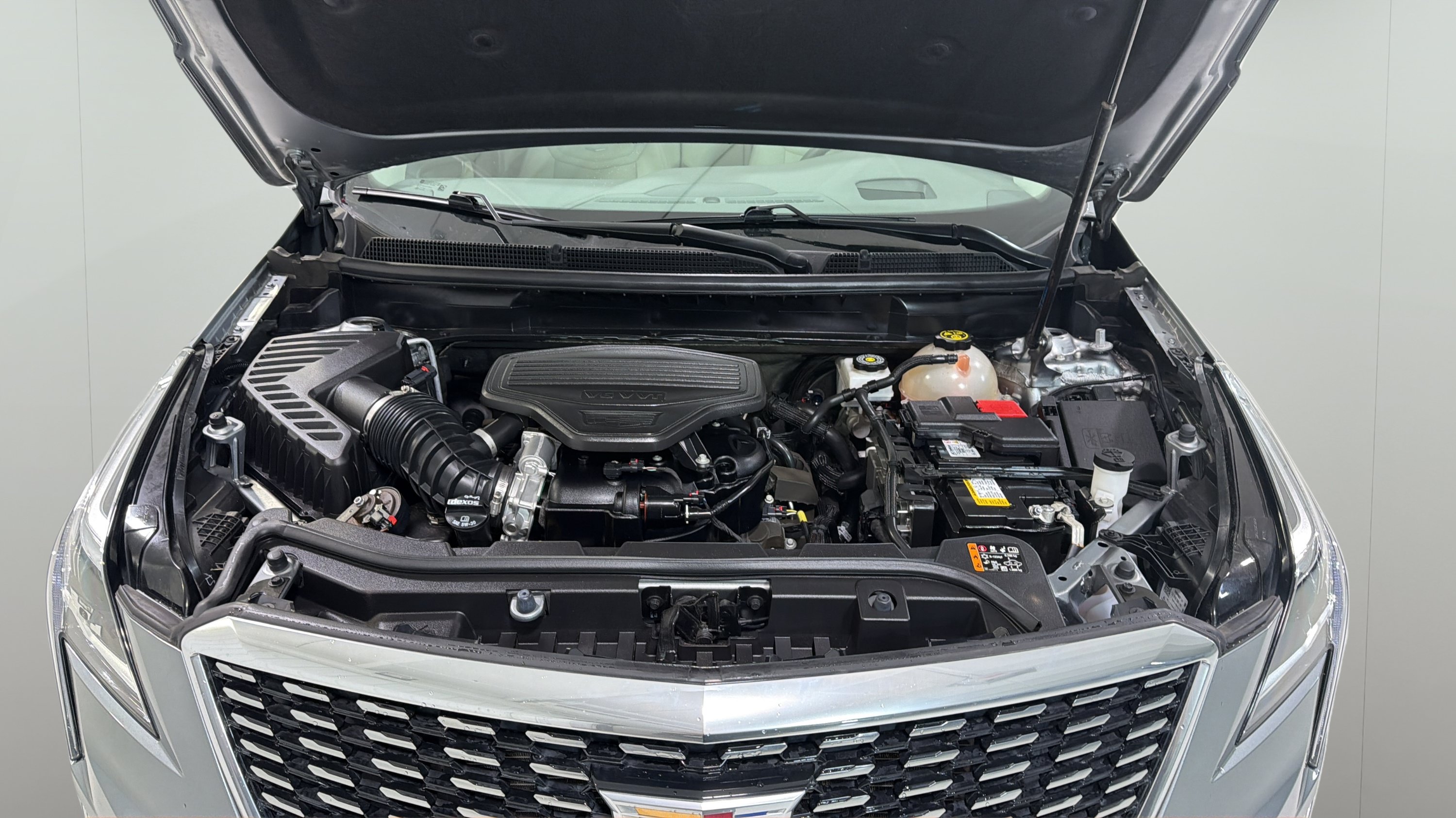 Used 2024 Cadillac XT5 Premium Luxury w/ Technology Package FWD image 27