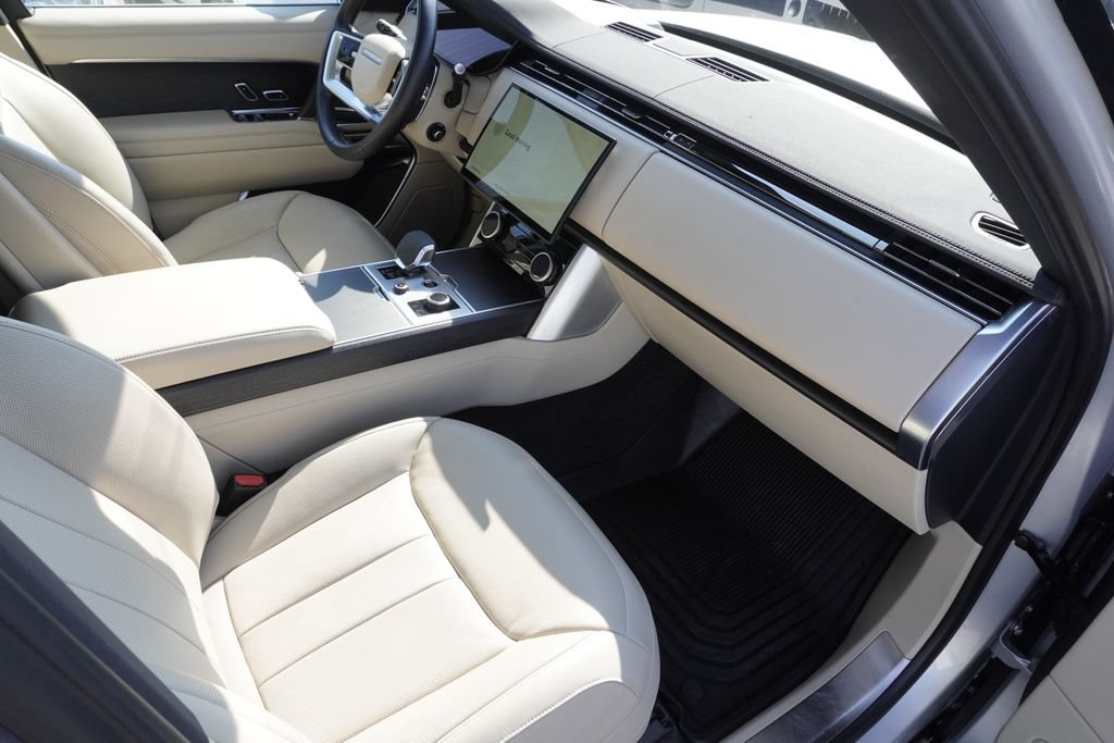 Used 2023 Land Rover Range Rover SE AWD/4WD image 22