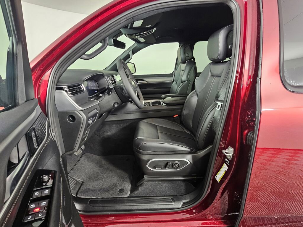 New 2026 Jeep Grand Wagoneer Limited image 18