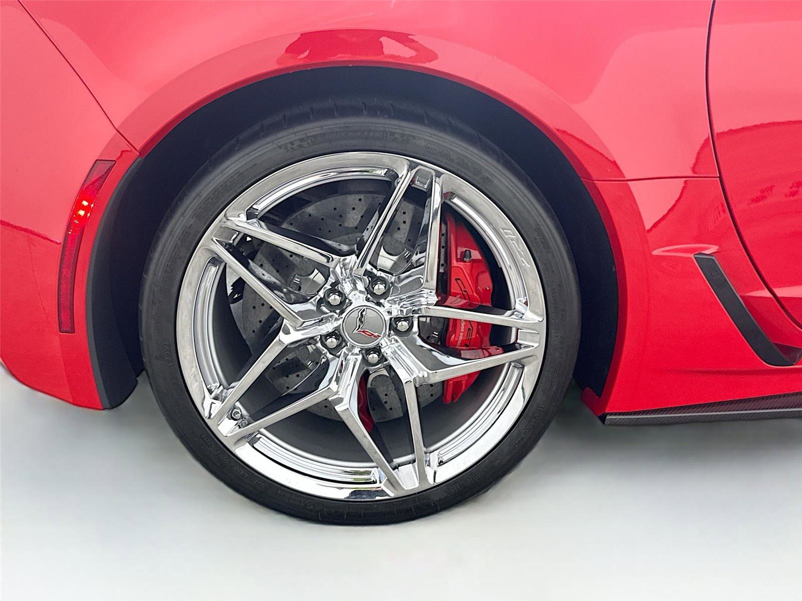 Used 2019 Chevrolet Corvette ZR1 RWD image 32