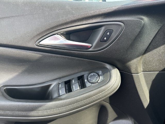 Certified 2023 Buick Encore GX Preferred w/ Cold Weather Comfort Package FWD image 22