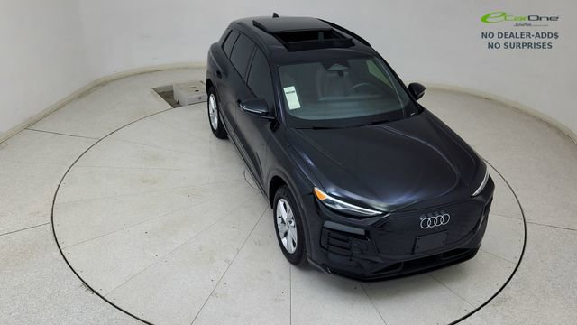 Used 2025 Audi Q6 e-tron Premium w/ Convenience Package RWD image 73