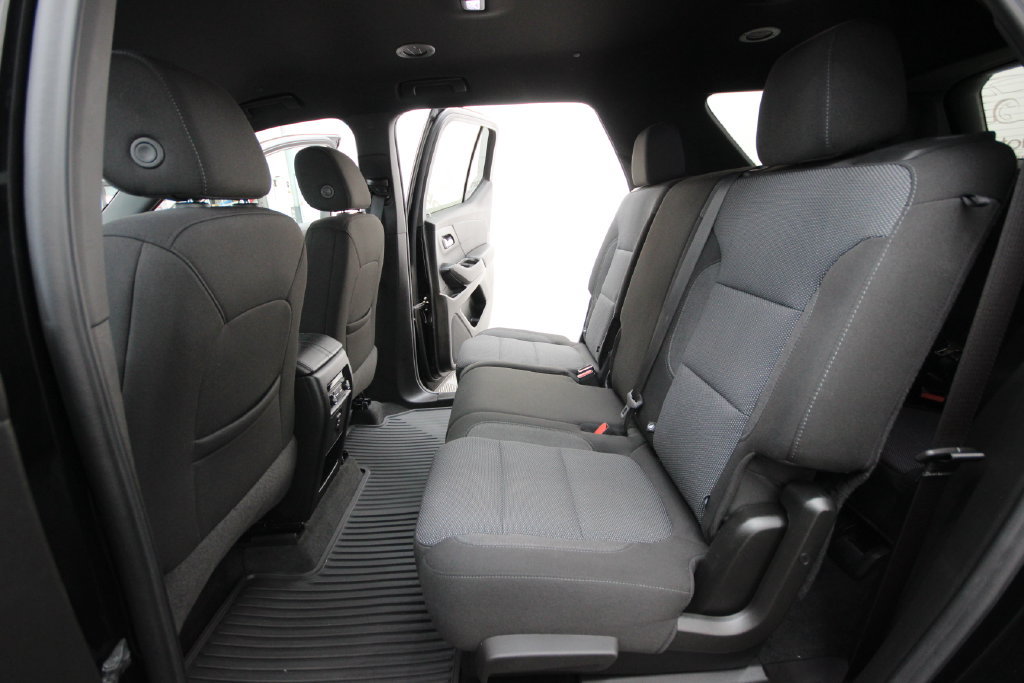 Used 2023 Chevrolet Traverse LT FWD image 25